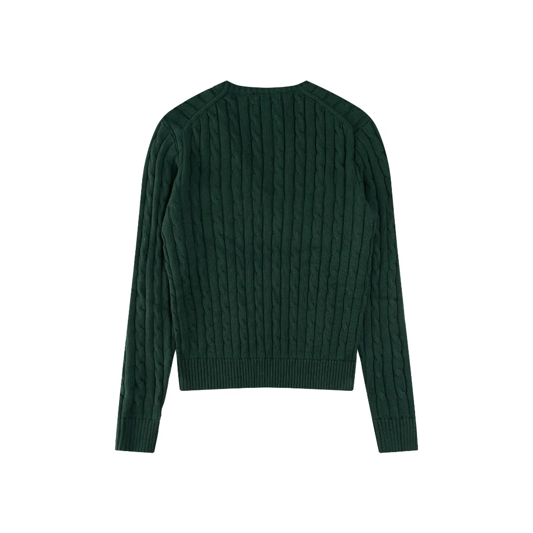 P210 #R90 RALPH LAUREN Thirteen colors of Ralph Lauren classic small label embroidery V-neck pullover cable cardigan sweater women's top, high-density LOGO embroidery on the chest, original customization of tag accessories. Made of pure cotton yarn, pure cotton is skin-friendly and comfortable, small label war horse embroidered twist button V-neck sweater🐎High quality, follow the blogger to learn how to wear it! Let’s buy a Ralph Lauren cable sweater. It’s a super hard-to-find series after it became popular. It’s hard to find one on the official website. It’s simple and practical to wear, with a lazy and loose feel. The thickened fabric has more texture, feels soft and delicate, and has a loose fit. Whether worn alone or layered, you can wear different styles of fashion with just one piece!   Size： Sleeve length: 60/61/62/63